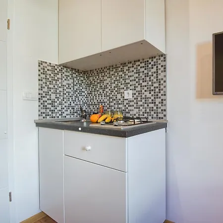 Guest house Top Center Rooms & Studio 3*