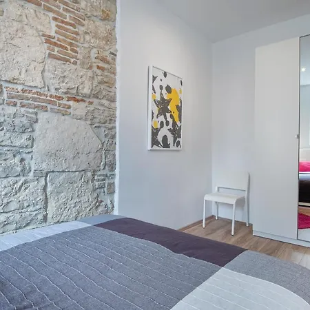 Guest house Top Center Rooms & Studio 3*