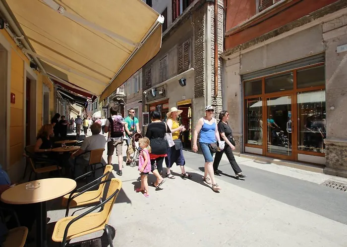 Center & Maison d'hôtes 3*